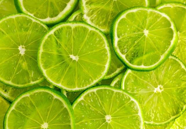 Cara menghilangkan bau ketiak dengan jeruk nipis