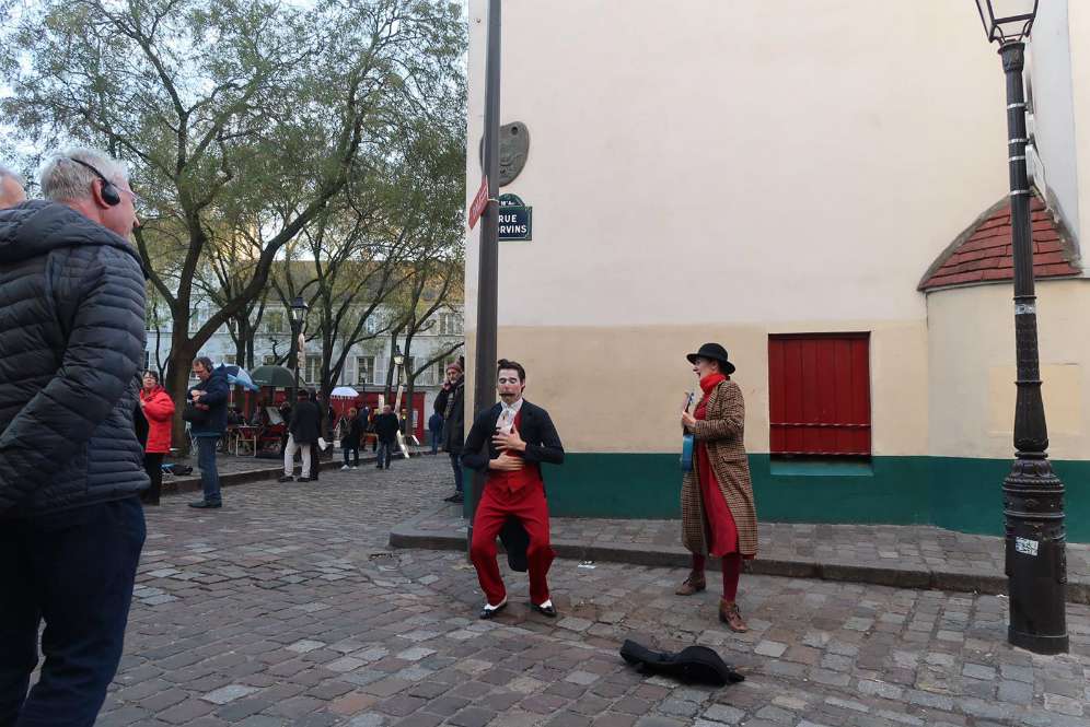 Travel in Style di Montmartre, Paris