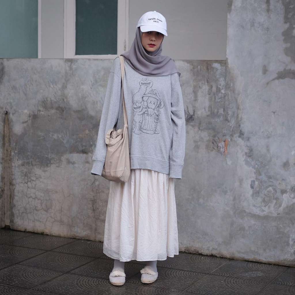 Busana Streetstyle Feminine