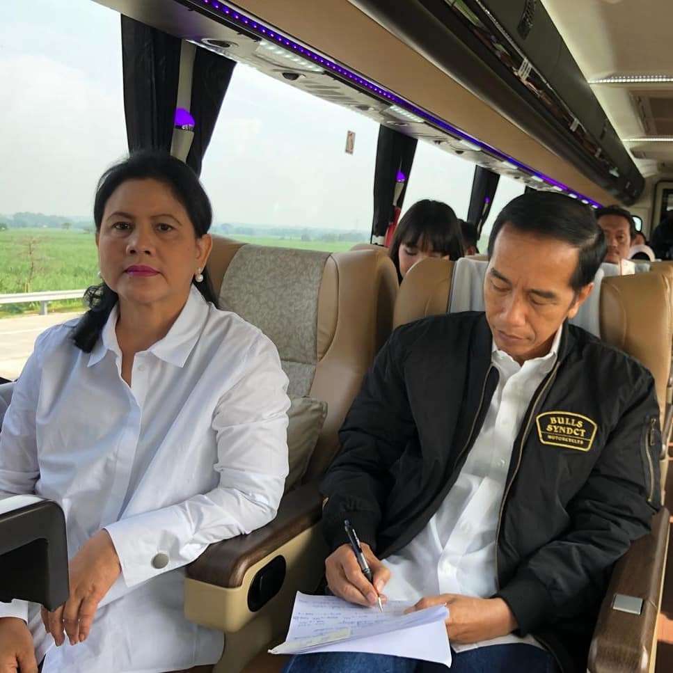 Jokowi dan Iriana