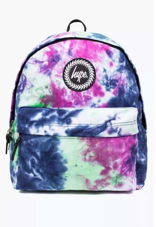 Busana Tie Dye