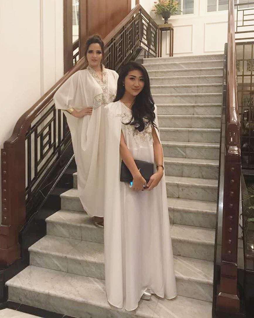 Nia Ramadhani dan Theresa Wienathan