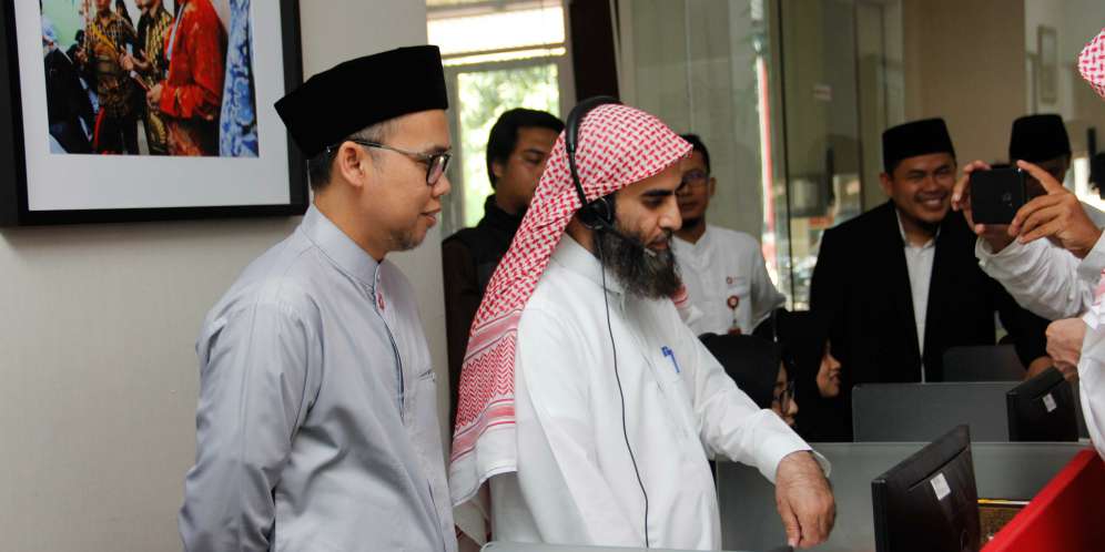 Syeikh Saudi ngajar di Quran Call