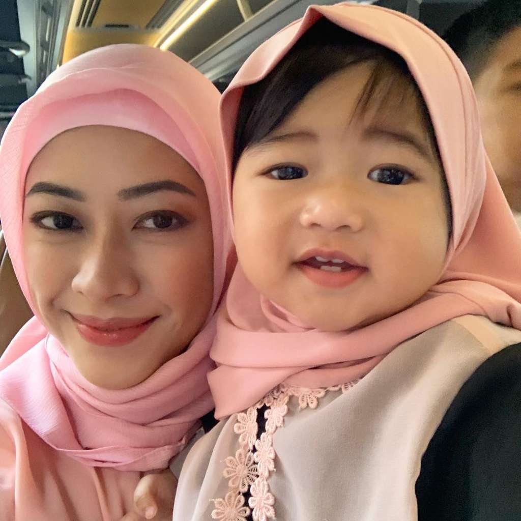 Aliya Rajasa Berhijab