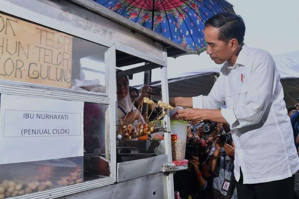 Jokowi Jajan Jokowi Jajan