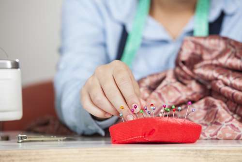 Jarum Pentul Jarum Pentul