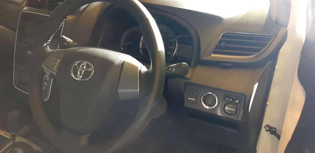 Ada fitur start stop button di Avanza Veloz