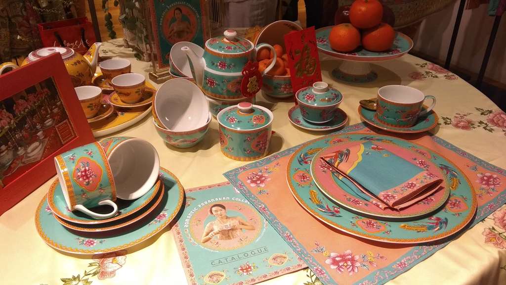 Tea Set Peranakan