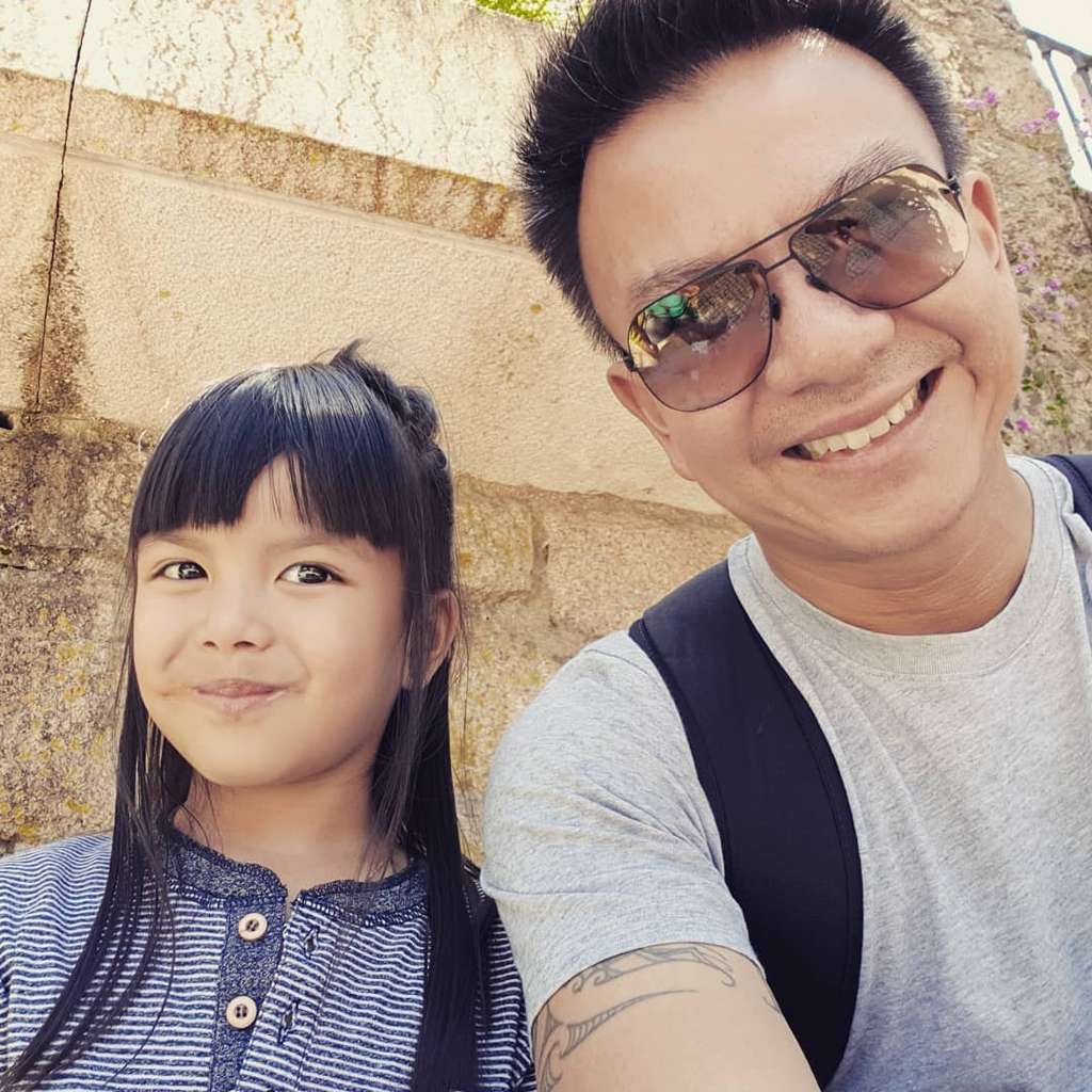 jerry aurum dan shakira