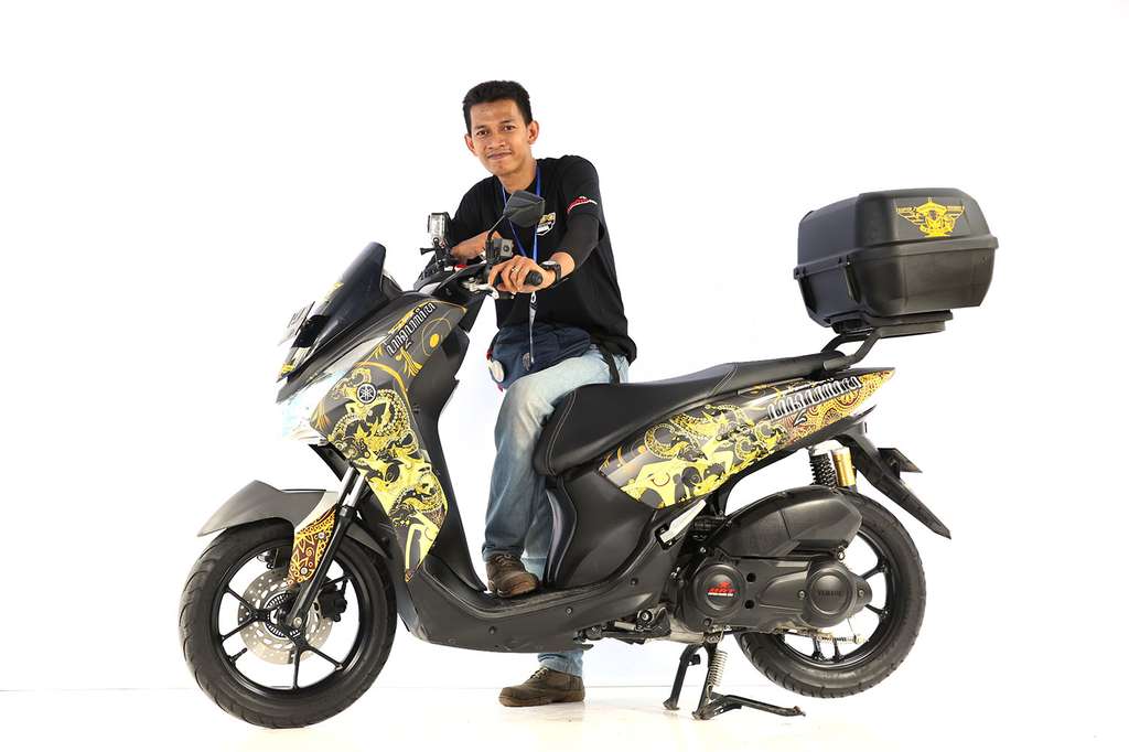 Januar Aries Sandy memadukan budaya dan teknologi di Yamaha Lexi.