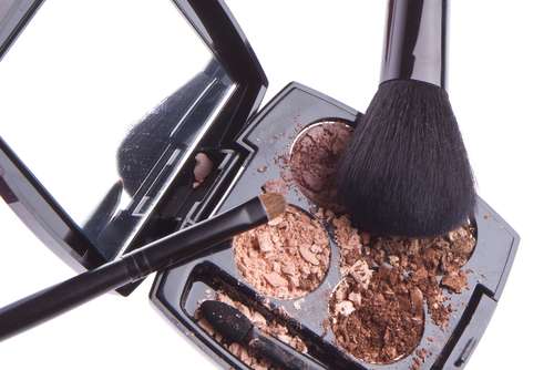 Makeup Rusak