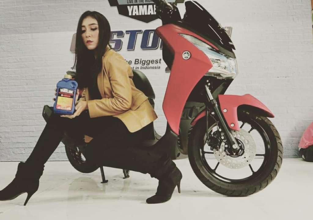 Claudia Oktaviani Ridwan Putri terpilih sebagai MAXI Lady