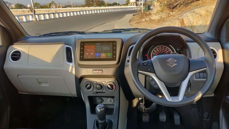 Suzuki Wagon R 7 seat (2)