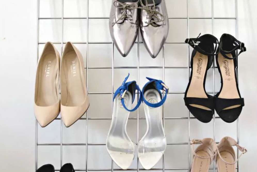 Gantungan sepatu