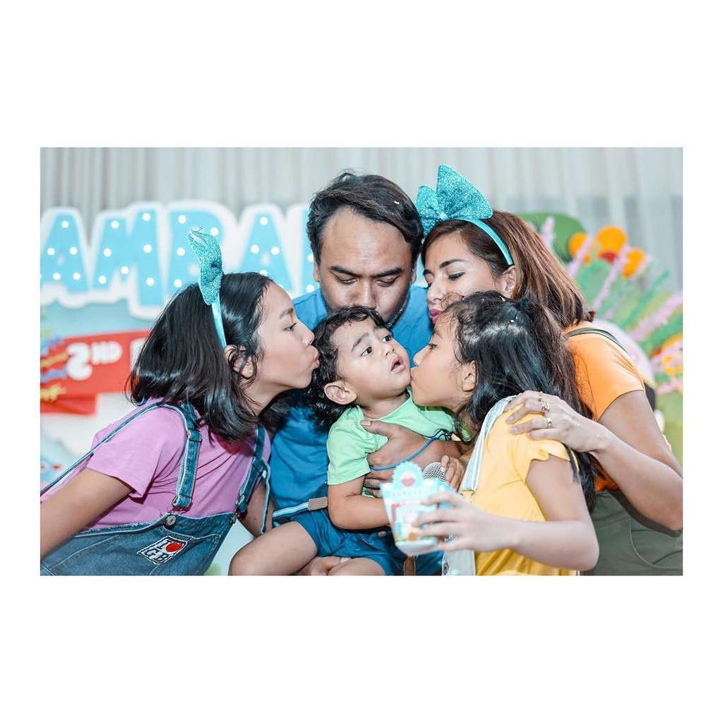 Instagram.com/meisya__siregar