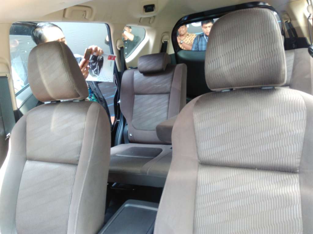 Jok All New Nissan Livina dari kulit premium.