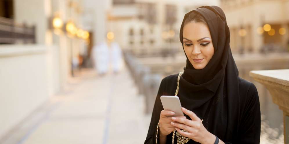 Hijab traveler