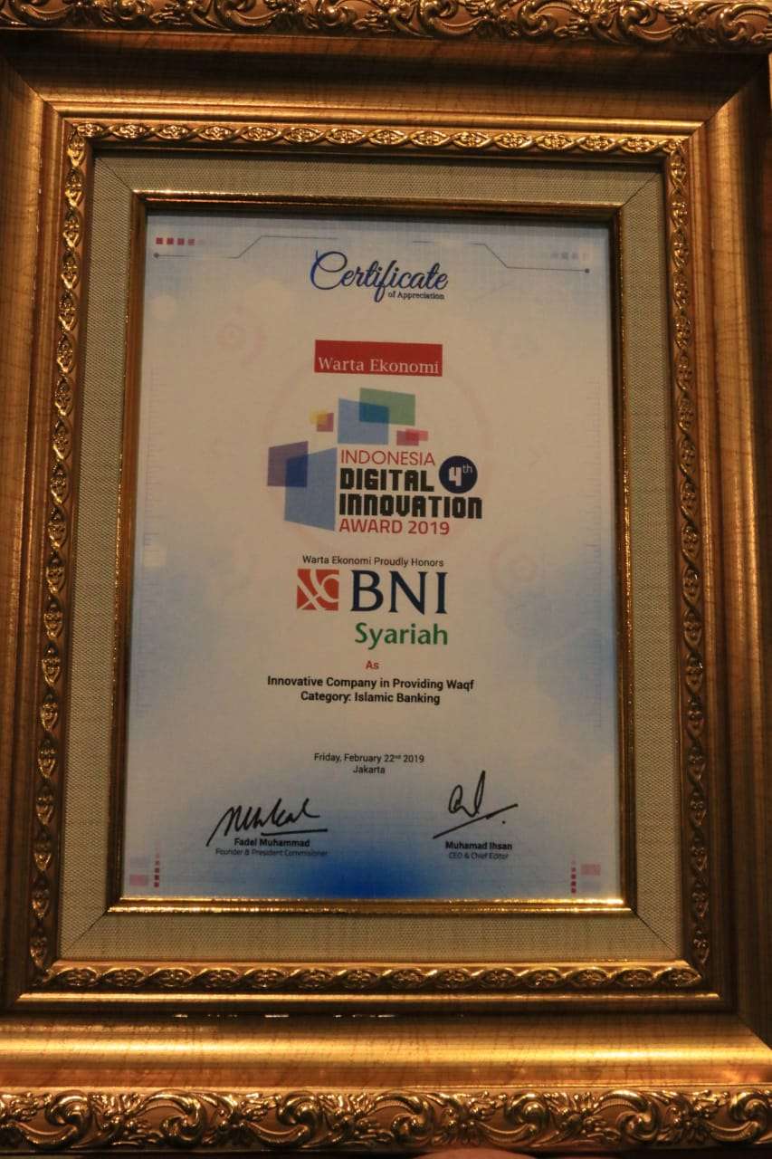 Penghargaan BNI Syariah dari Warta Ekonomi