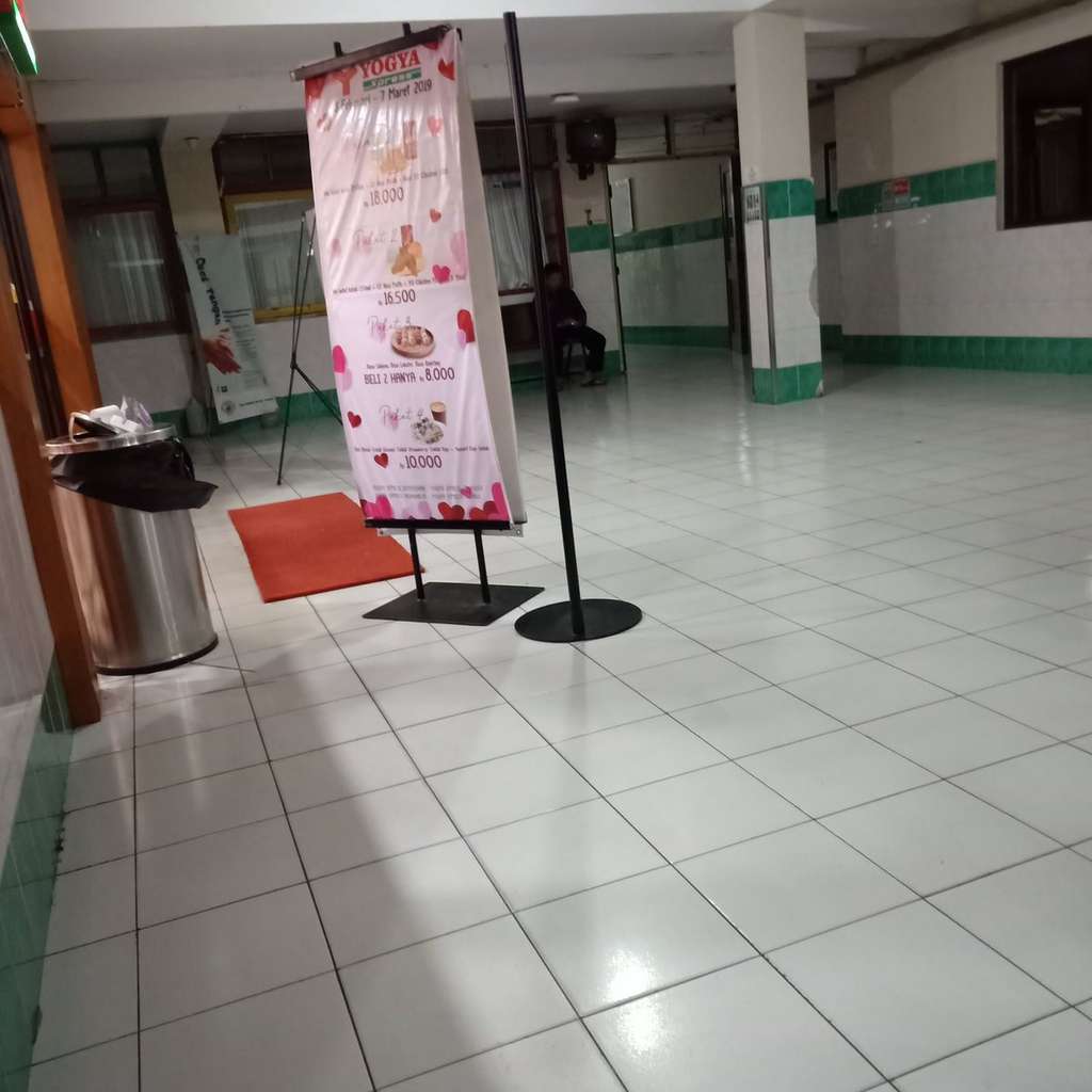 Bangku Kosong