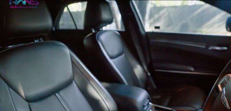 Mobil ini tersebut buatan Amerika Serikat Mobil ini tersebut buatan Amerika Serikat