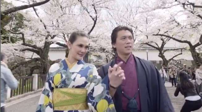 kimono luna maya dan reino barack