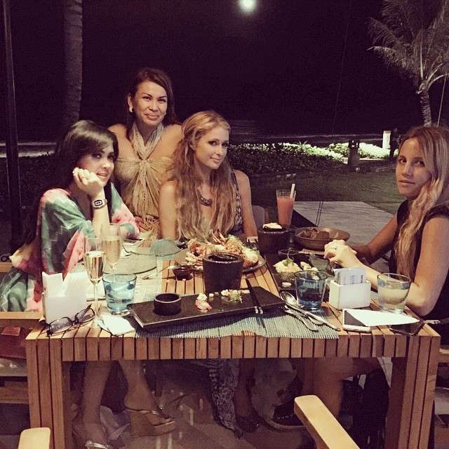 Paris Hilton dan Syahrini