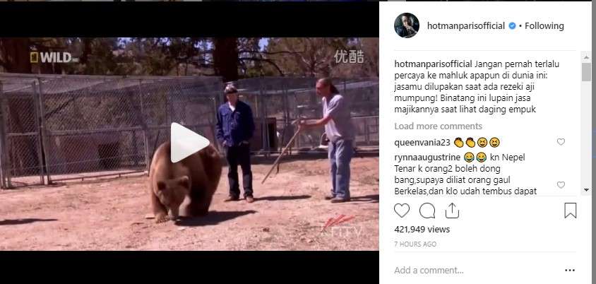 unggahan hotman paris