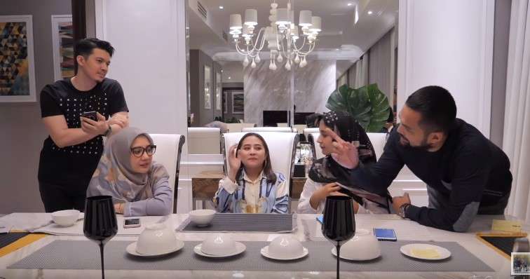 prilly latuconsina