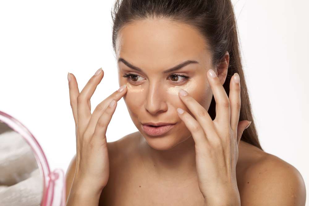 Tak Ada Kuas Makeup, Jari-jari pun Jadi