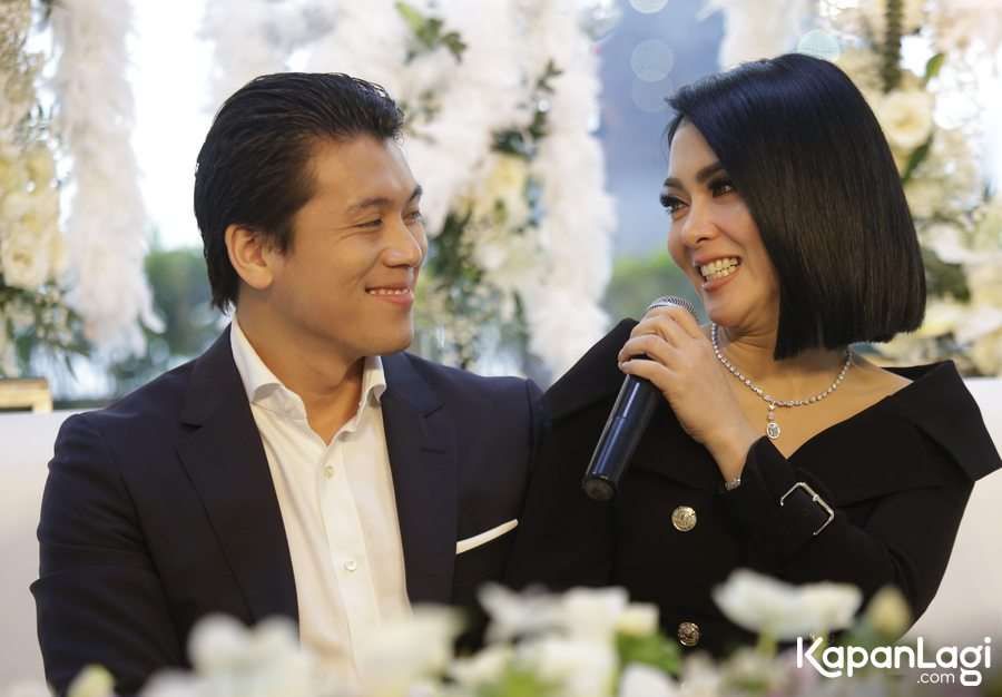 syahrini dan reino barack