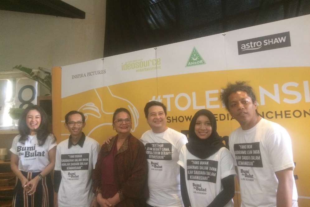 Film Bumi Itu Bulat