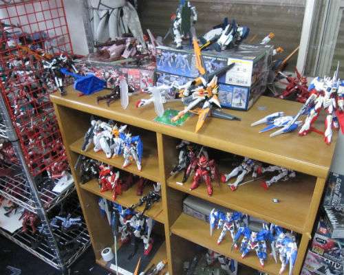 Koleksi Gundam yang dirusak keponakan