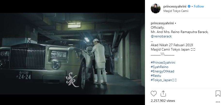 Mobil pernikahan Syahrini dan Reino Barack