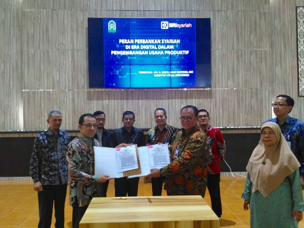 BRIsyariah memberikan layanan perbankan syariah kepada IAIN Bukittinggi.