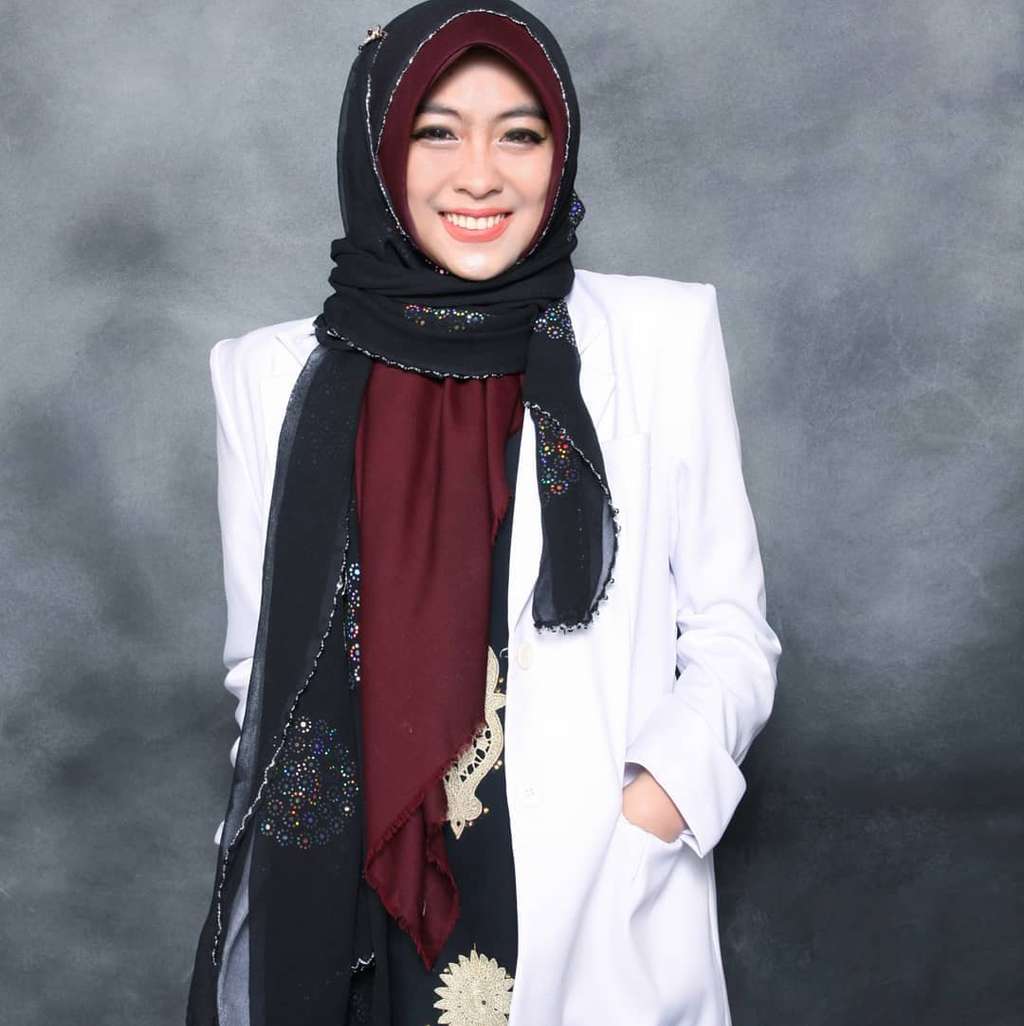Shindy Putri