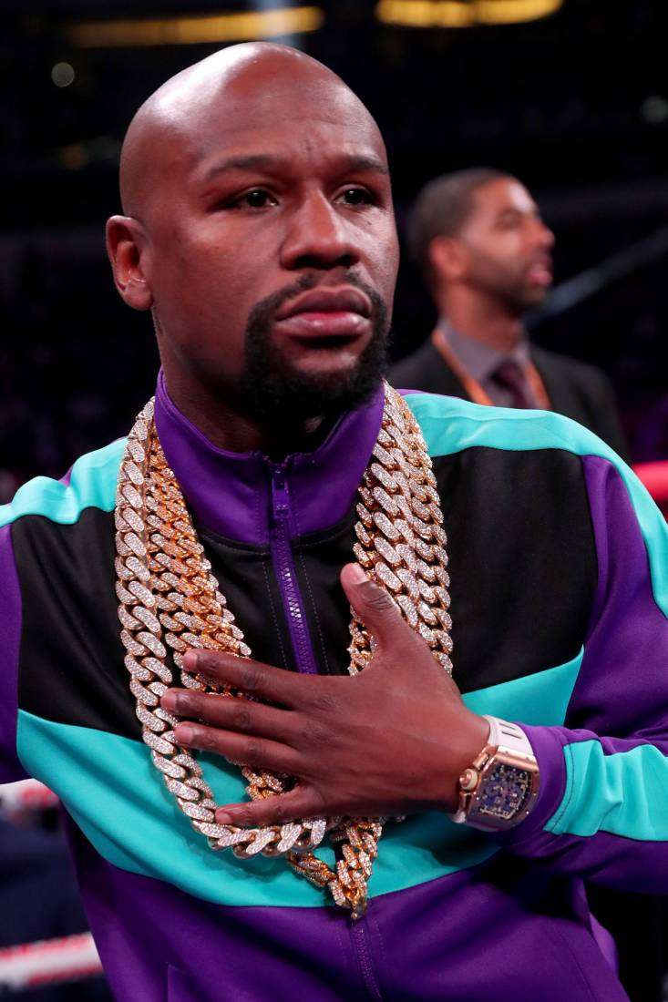 Penampilan mewah Floyd Mayweather.
