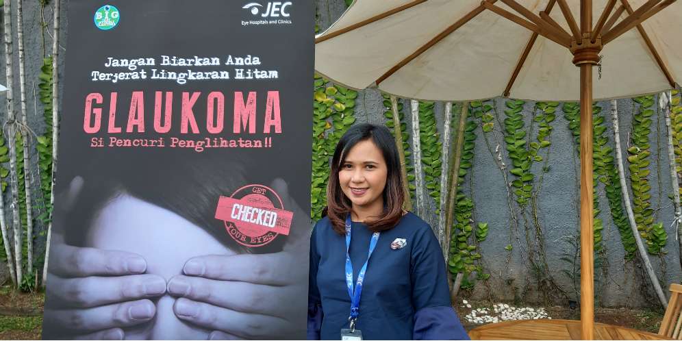 Emma Rusmayani, Spesialis Mata di Spumante