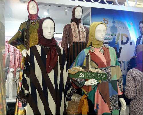 Busana koleksi Shafira di Indonesia Fashion Week 2019 (Foto: Dream.co.id/Muhammad Ilman Nafi'an)