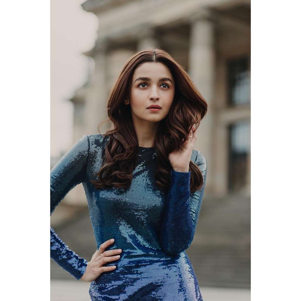 Instagram.com/aliaabhatt