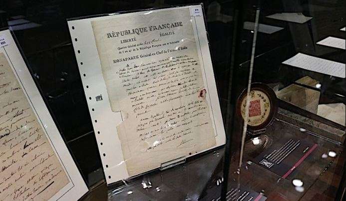 Surat cinta Napoleon Bonaparte.