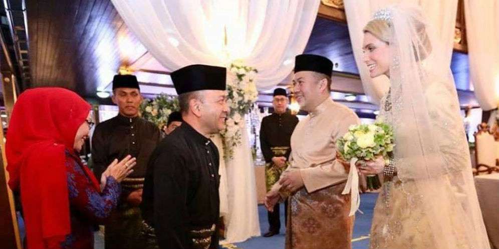 Pernikahan Pangeran Kelantan Tengku Muhammad Faiz dengan perempuan Swedia (Foto:Facebook Kelantan State)