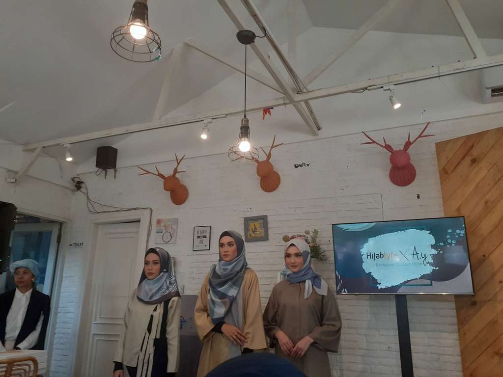 Hijablyfe/Tri Yuniwati Lestari-Dream.co.id Hijablyfe/Tri Yuniwati Lestari-Dream.co.id