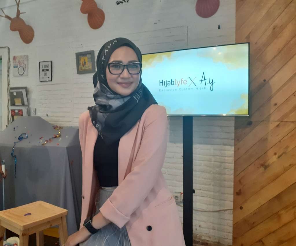 Angkie Yudistia Angkie Yudistia