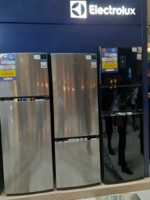 Kulkas baru Electrolux