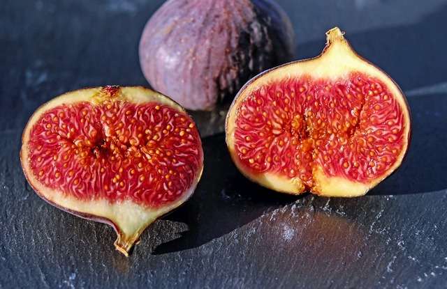 Buah Ara atau At-Tin