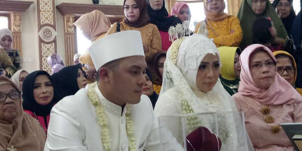 Muzdalifah dan Fadel Muzdalifah dan Fadel