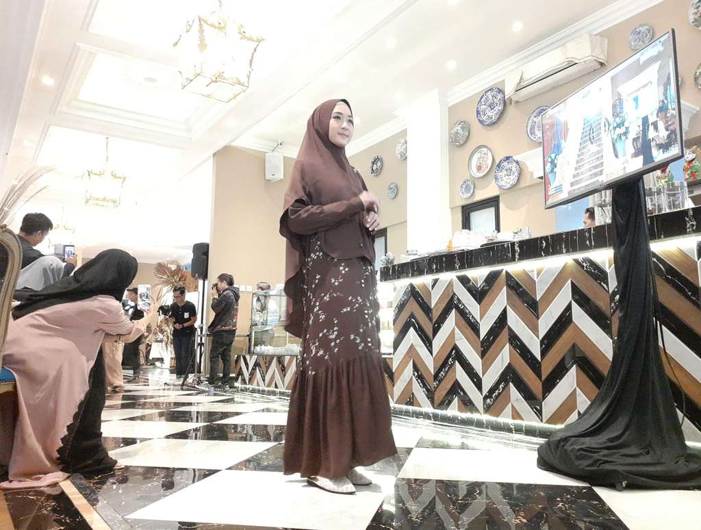 Foto: Trunk Show Zaskia & Shireen Sungkar