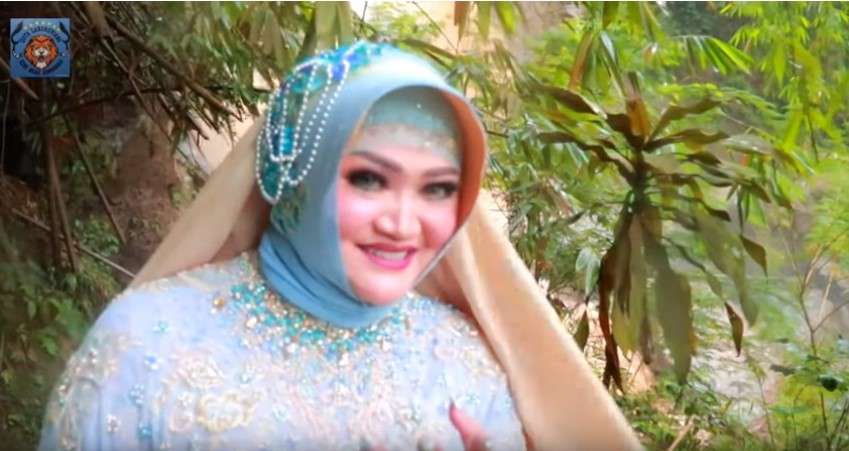 Lin mantan istri sule