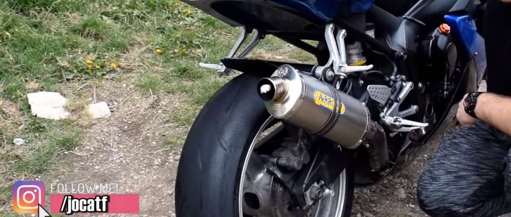 Popcorn keluar dari knalpot motor/
