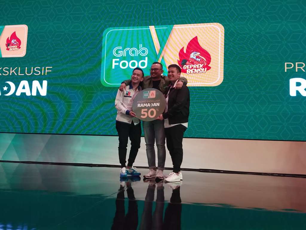 Geprek bensu Geprek bensu